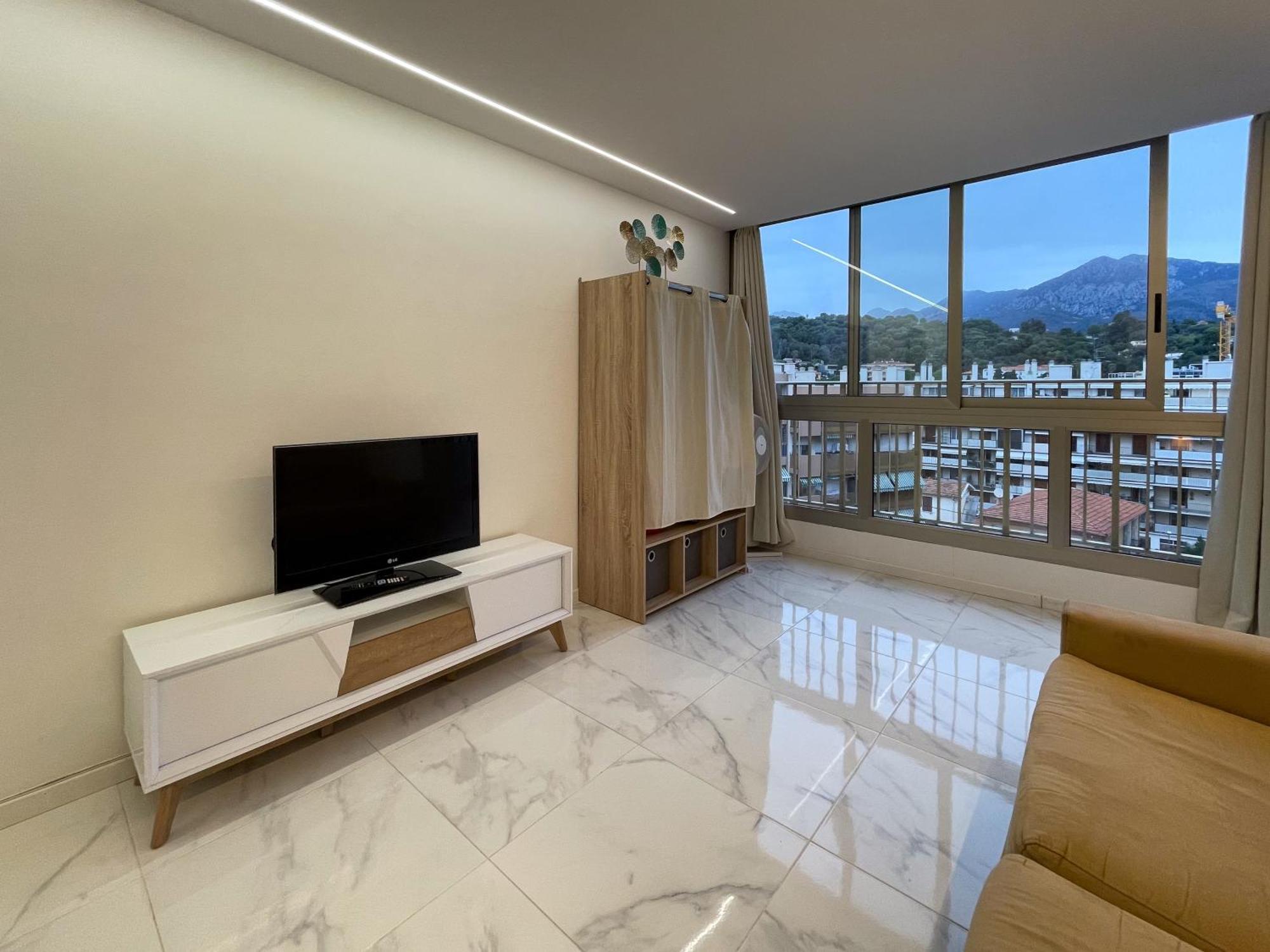 Charmant Studio Avec Vue Montagne Roquebrune-Cap-Martin Eksteriør bilde